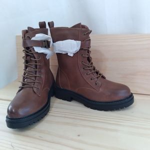 Centro Point Boots Womens Size 7 Chocolate Brown Lace Up Combat Nwt